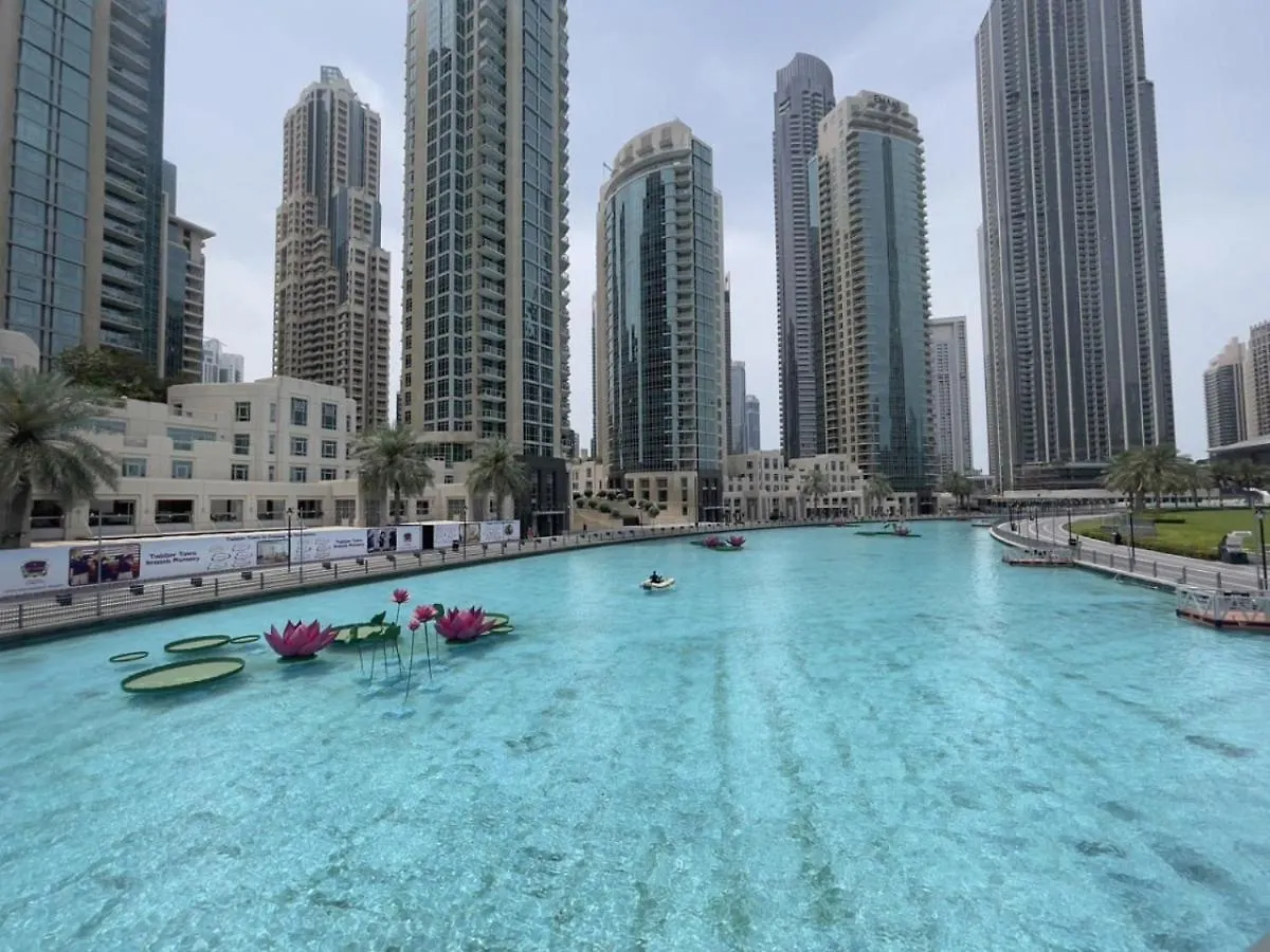 Luxury Downtown Pool And Private Patio Apartamento Dubai 0*,  Emirados Árabes Unidos