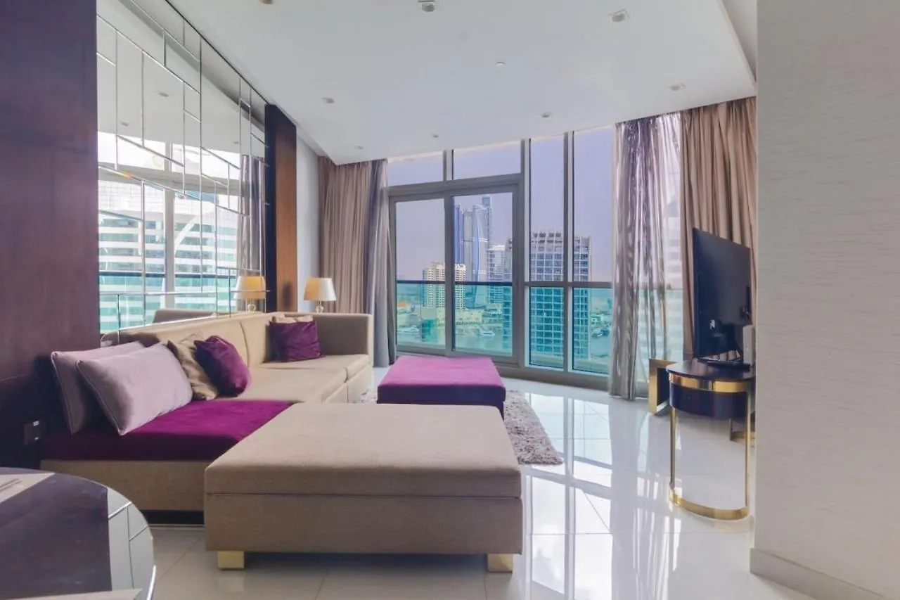 Luxury Downtown Pool And Private Patio Apartamento Dubai