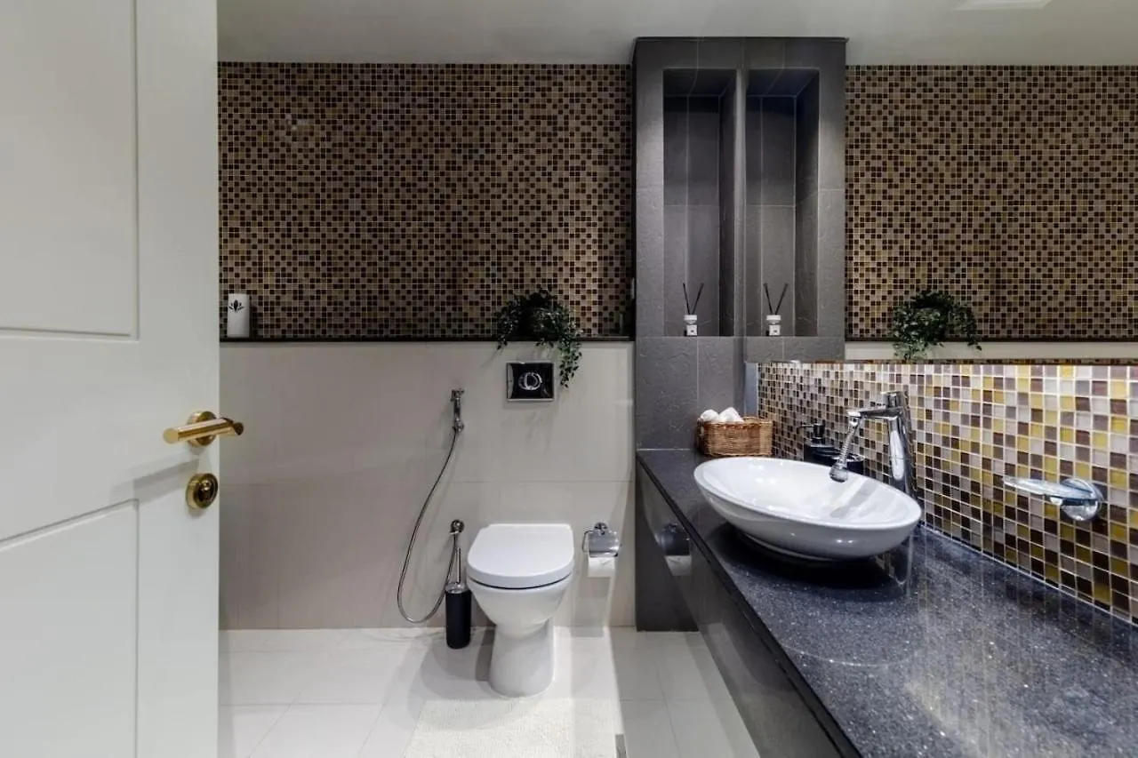 Luxury Downtown Pool And Private Patio Apartamento Dubai