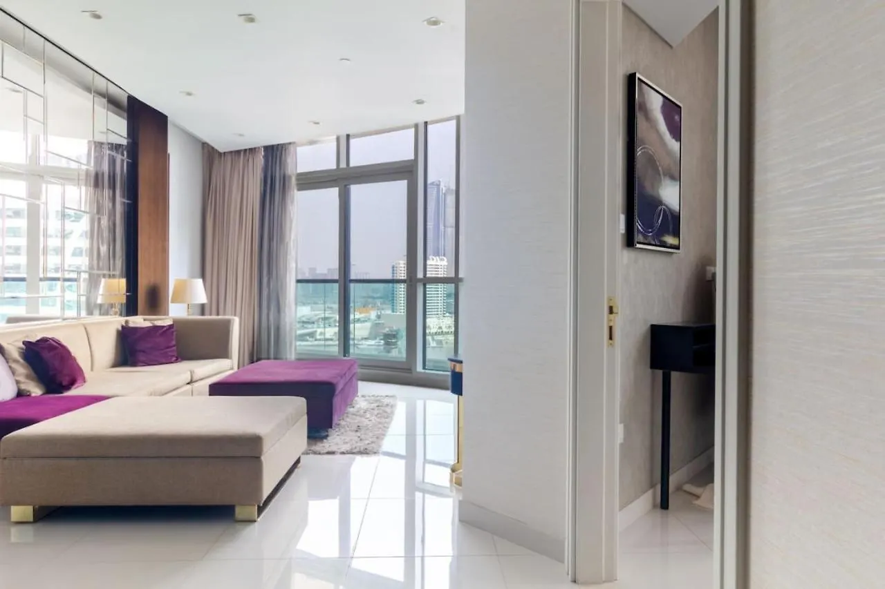 Luxury Downtown Pool And Private Patio Apartamento Dubai